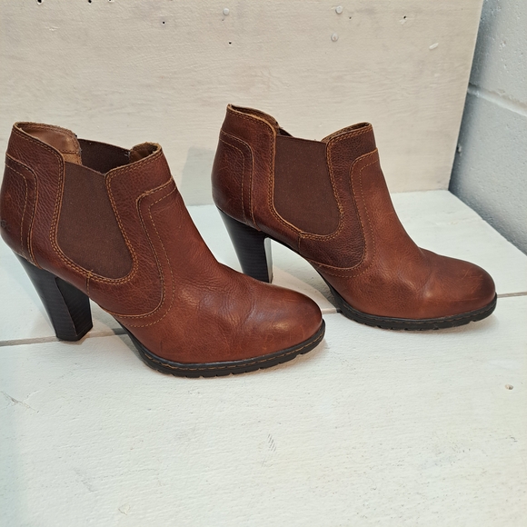 ❤️ b.o.c. Women's Leather Born Concept Heeled Ankle Slip On Boots Size 8.5 - Picture 1 of 9